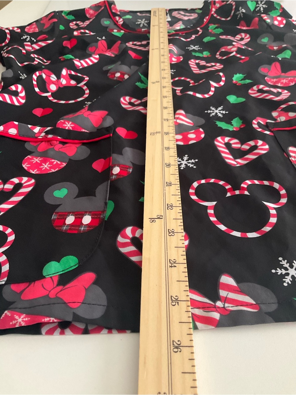 Disney Tooniforms Mickey Minnie Mouse Candy Cane Heart Scrub Top - Picture 7 of 10